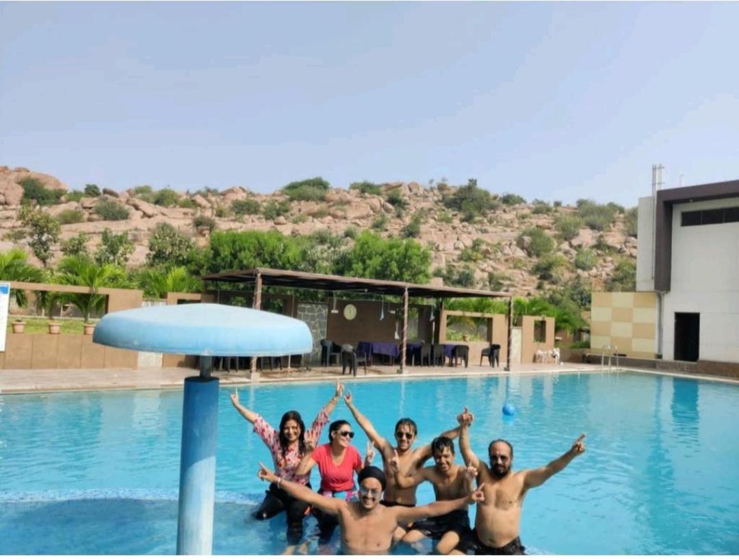 3Season Resort Hampi Bagian luar foto