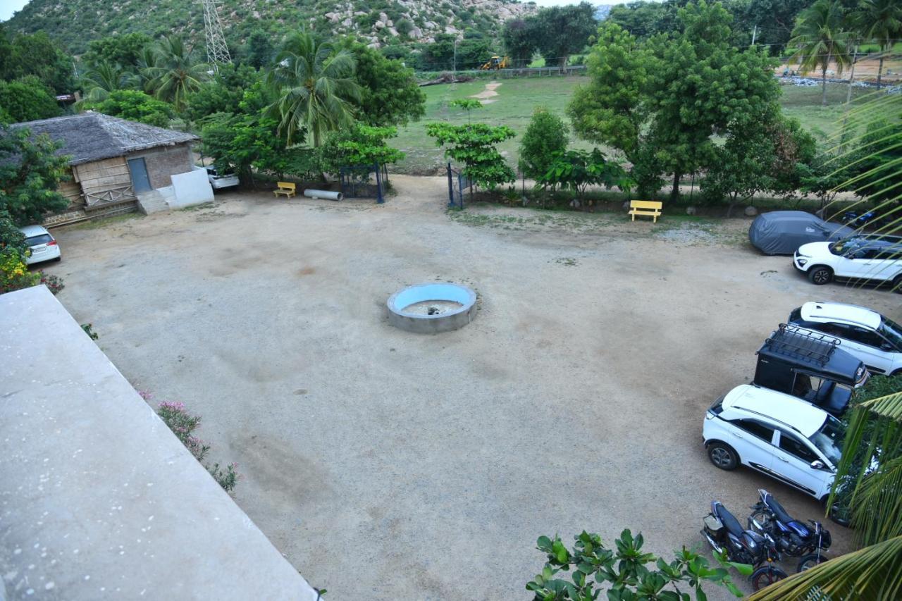 3Season Resort Hampi Bagian luar foto